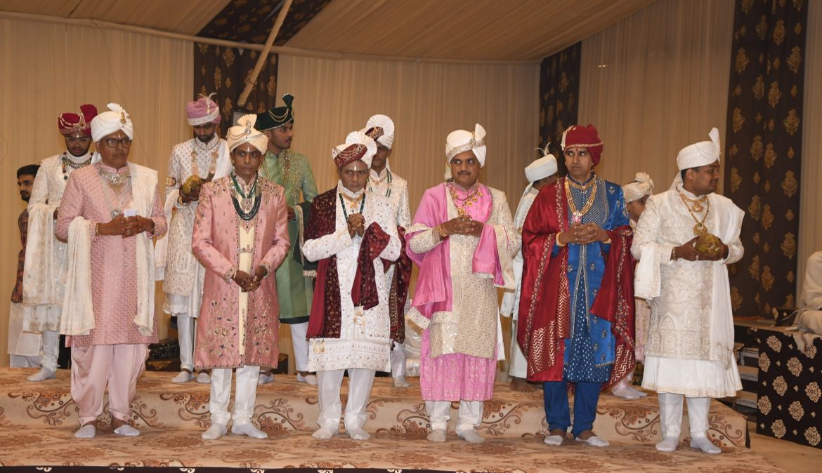 First time in the history of Ahmedabad: Record breaking Veervratotsav of 35 Jain diksha